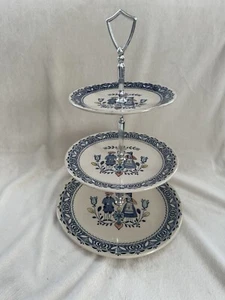 Vintage Johnson Brothers Hearts & Flowers 3 tier Serving Tray Old Granite - Picture 1 of 6