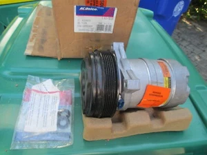 NUEVO STOCK ANTIGUO, OEM GM 1989 a 1994 NUEVO AIRE ACONDICIONADO Compresor AC DELCO 1136552,15-20210 - Imagen 1 de 8
