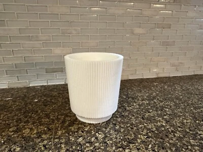 Небольшая сеялка с капельным контейнером **сверхпрочная ** - Изображение 1 из 4