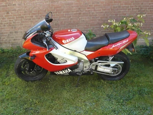 Yamaha YZF 1000R Thunderace - Bild 1 von 11