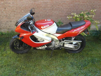 Yamaha YZF 1000R Thunderace - Bild 1 von 4