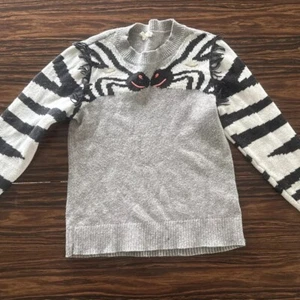 CREWCUTS JCREW GIRLS Intarsia Zebra Sweater Fringe Size 12 RARE & SUPER COOL!!! - Picture 1 of 4