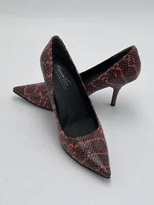 Kenneth Cole Snakeskin Size 8 Black and Salmon Shoes Heels Pumps - Picture 1 of 14