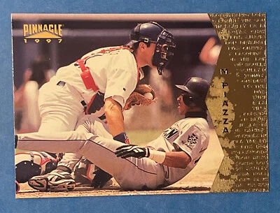 1997 Pinnacle Museum Collection Baseball Card #103 Mike Piazza Dodgers - Image 1 of 2