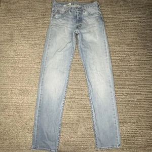 Levis Size 29 Girls Jeans Mid Rise Ankle Distressed Stretch Skinny Blue Denim - Picture 1 of 2