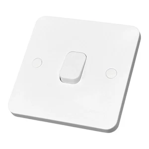 Schneider GGBL1014 1 Gang Switch Intermediate 10A White - Picture 1 of 1