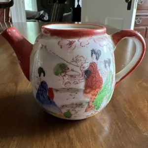 Antike japanische Kutani Porzellan 3" hohe Teekanne; handbemalte Geisha - Bild 1 von 17