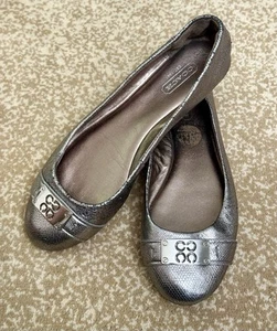Coach Chelsea Women's Metallic Silver Ballet Flat Medallion Slip On Size 8 - Picture 1 of 7