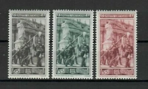 s32943 VATIKAN MNH 1950 Pfalzgarde 3v - Bild 1 von 2