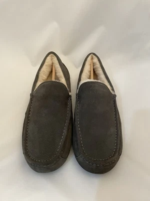 UGG Ascot Charcoal Grey Sheepskin Slippers  / Moccasins Size 10 Men - New In Box - Image 1 of 4
