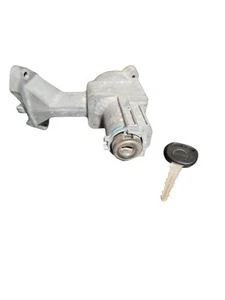 2002-2007 Saturn Vue 1991-2002 SL2 Ignition Switch Lock Cylinder & Key 21024609 - Picture 1 of 3