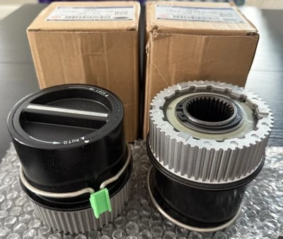 Juego de 2 bujes de bloqueo automáticos delanteros para 99-04 Ford F250 F350 F450 Super Duty Foto 1 de 4