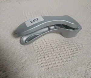 Pampered Chef Silver Garlic Press Cooking Tools Never Used - Picture 1 of 8