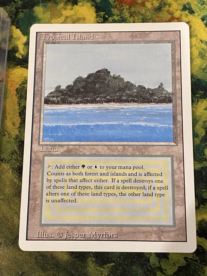 TROPICAL ISLAND REVISED MTG MAGIC THE GATHERING LIGHT PLAY - Image 1 of 4
