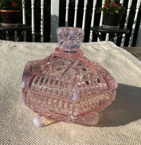 Caja de baratijas Hobstar de vidrio artístico crema y melocotones opalescentes rosa Fenton - Imagen 1 de 3