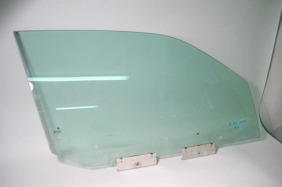 Vidrio ventana pasajero delantero derecho BMW E36 2 puertas cupé 1995-1999 OEM USADO Foto 1 de 2