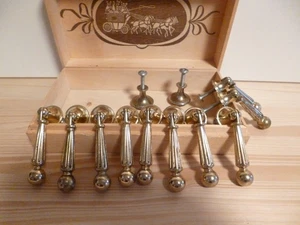 12 Messing Knöpfe Schrank Kommode Schublade 2 verschiedene  mit Schraube L: 7 cm - Bild 1 von 7