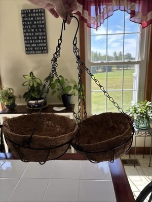 Juvale 2 Black Metal Hanging Flower Basket Planter with Coco Liners In/Outdoor - Image 1 of 4