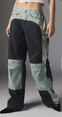 Pantalones Urban Outfitters Silence + Noise Sage Lee Motocross Sage S-P Precio de venta sugerido por el fabricante $99 nuevos con etiquetas Foto 1 de 4