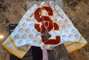 NIKE SUPERBAD 4.5 NCAA USC TROJANS PADDED FOOTBALL GLOVES, XL, NWT - Picture 1 of 3
