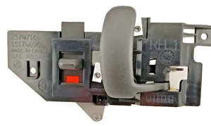 Express, Savana 2001-2020 Inside Front RH Passenger Door Handle NEW 15174096 - Picture 1 of 5