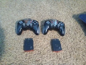 Intec Star Wars Wireless PS2 Yoda Jedi Jungle Green & Darth Vader Jedi Hunter - Picture 1 of 6