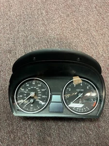 2014 BMW X1 Speedometer Instrument Cluster - Picture 1 of 8