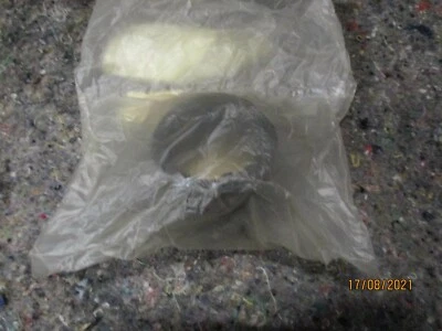 pipe d'admission neuve et d'origine pour SUZUKI et ARTIC CAT réf 13101-44D00-000 - Photo 1/3