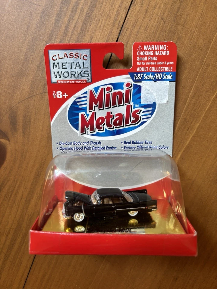 1957 CHRYSLER 300c 2 Door HO Scale CMW Mini Metals 30110 Die Cast