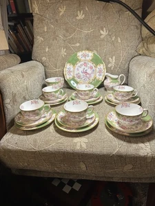 A Stunning Antique Minton Green Cockatrice 21 Piece bone china tea set - Picture 1 of 3