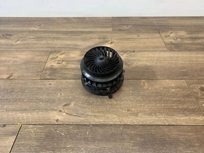 Mercedes-Benz E300 2017-2022 CA HVAC calentador soplador motor ventilador unidad 0130309006 OEM Foto 1 de 4