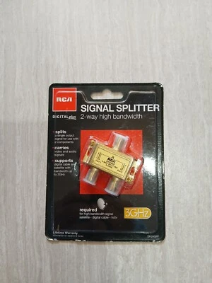 RCA DH24SPF 3GHz Digital Plus 2-Way Splitter - Image 1 of 2