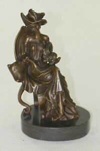 Podpisany oryginalny posąg Fisher Wiktoriańska dziewczyna trzyma psa Nr sztuki