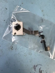 Caméra arrière de remplacement Apple iPhone 16e 100% d'origine OEM d'origine - Photo 1 sur 2