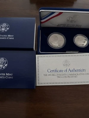 1993 W&D Bill of Rights Commemorative 2-Coin Silver Proof Box Set and COA - Image 1 of 3