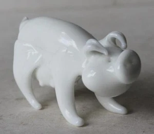 Pig Figurine Small All White Art Glass Pig Standing End of Tail Broken Off Fig - - Picture 1 of 1