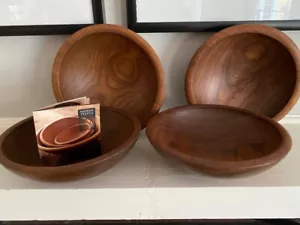 Andrew Pearce kleine niedrige Schalen ~ Nussbaum ~ 4er Set - 9 Zoll x 2 Zoll - Bild 1 von 9
