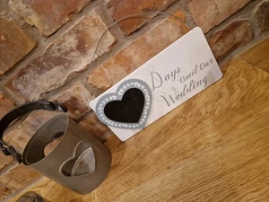 Gisela Graham Days Until Our Wedding Countdown Chalkboard Hanger Sign - Picture 1 of 3