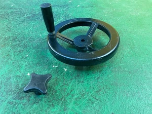 ONE (1)  Powermatic 63 Table Saw Crank Handle Handwheel + Lock Knob Part 6285279 - Picture 1 of 10