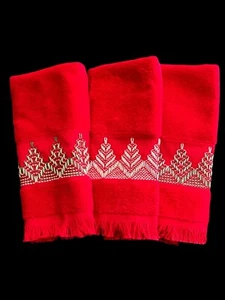 Vintag Christmas Holiday Hand Towels 100% Cotton Red Green Set of 3 Embroidered - Picture 1 of 8