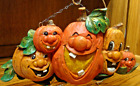 Vtg Halloween 3D Molded Plastic Wall Decor~Smiling Pumpkins In Garden Patch  865