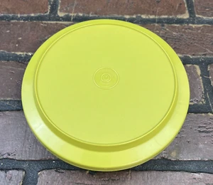 Tupperware Vintage Seal-N-Serve Bowl & Lid 1206-32 - Picture 1 of 4