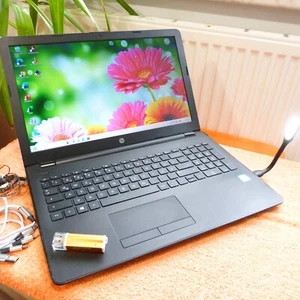 HP 15 BS 15 Zoll FULLHD Multimedia l SSD Windows 11 l 16GB RAM NEU l TURBO i5 8G - Afbeelding 1 van 16