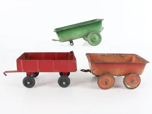 Lot Of 3 Vintage Metal Trailers Ertl Red Green & Orange 5" - Picture 1 of 4