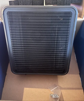 Intel® NUC 9 Pro Kit with 9th Generation Core™ Processors NUC9VXQNX - Image 1 of 4