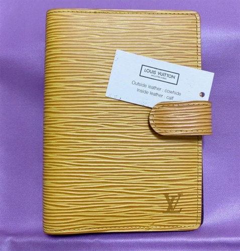 LOUIS VUITTON（LV） Louis Vuitton Epi Cover notebook 31