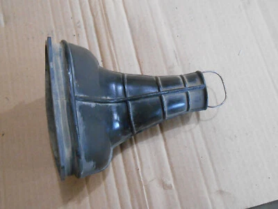 Polaris 500 Big Boss 6x6 1999 99 Sportsman air box cleaner intake boot rubber - Imagem 1 de 3