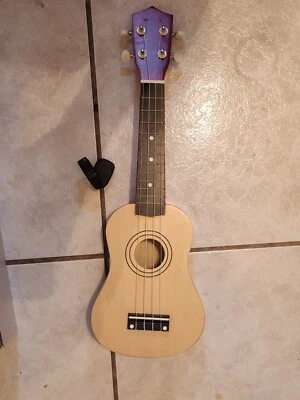 Nuevo ukelele soprano Memorex 21 pulgadas con sintonizador Foto 1 de 4