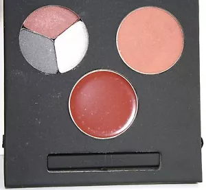 Smashbox LIGHTS ON SET Ombretto Trio, Blush, Lip Brilliance Set Trucco Taglia Completa - Foto 1 di 3