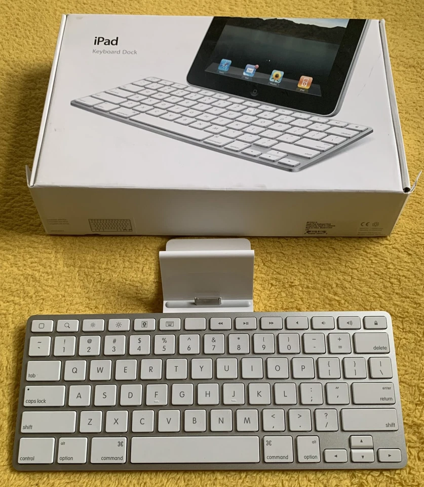 Apple Ipad Keyboard Dock Model A1359 Boxed Gen 1, 2 & 3 compatible - Image 1 of 1